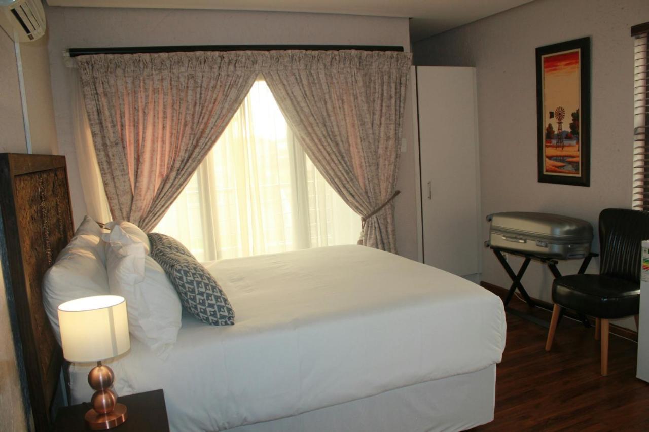 Hwh Guesthouse Middelburg Middelburg  Bagian luar foto