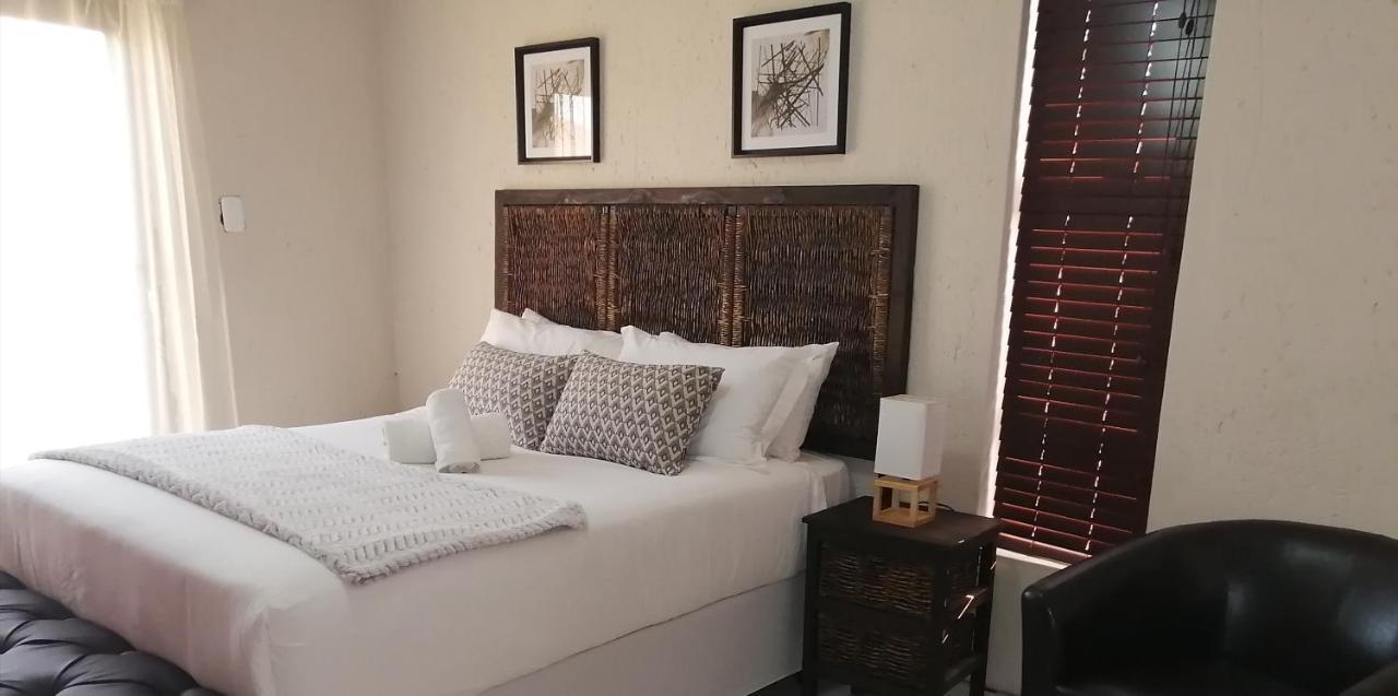 Hwh Guesthouse Middelburg Middelburg  Bagian luar foto